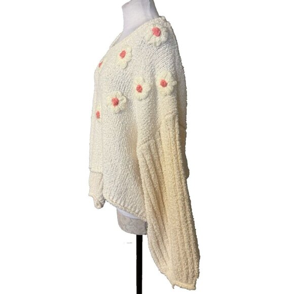 Anthropologie POL Sweater Top Medium M Cream Pink Flower Puffs Washable NEW - Picture 3 of 13
